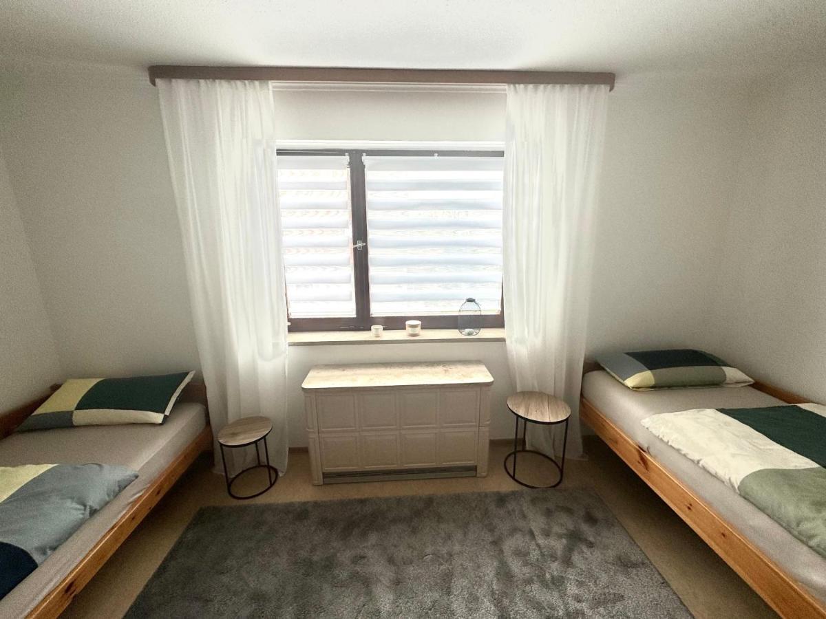 Ferienwohnung Schoenes, Friedliches Zimmer Augsburg Exterior foto